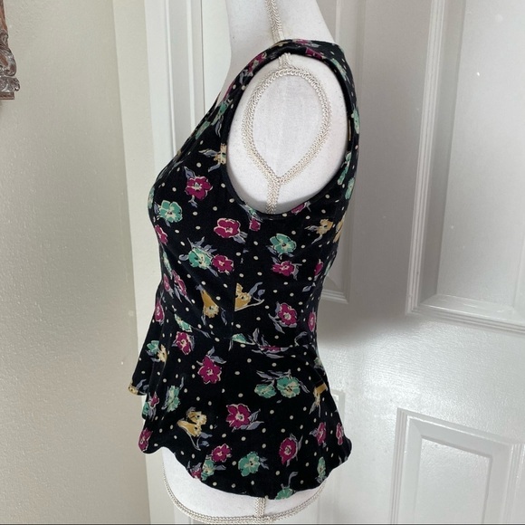 Lily White Zip Back Sleeveless Multicolored Floral Peplum Top Sz Med - Picture 6 of 8